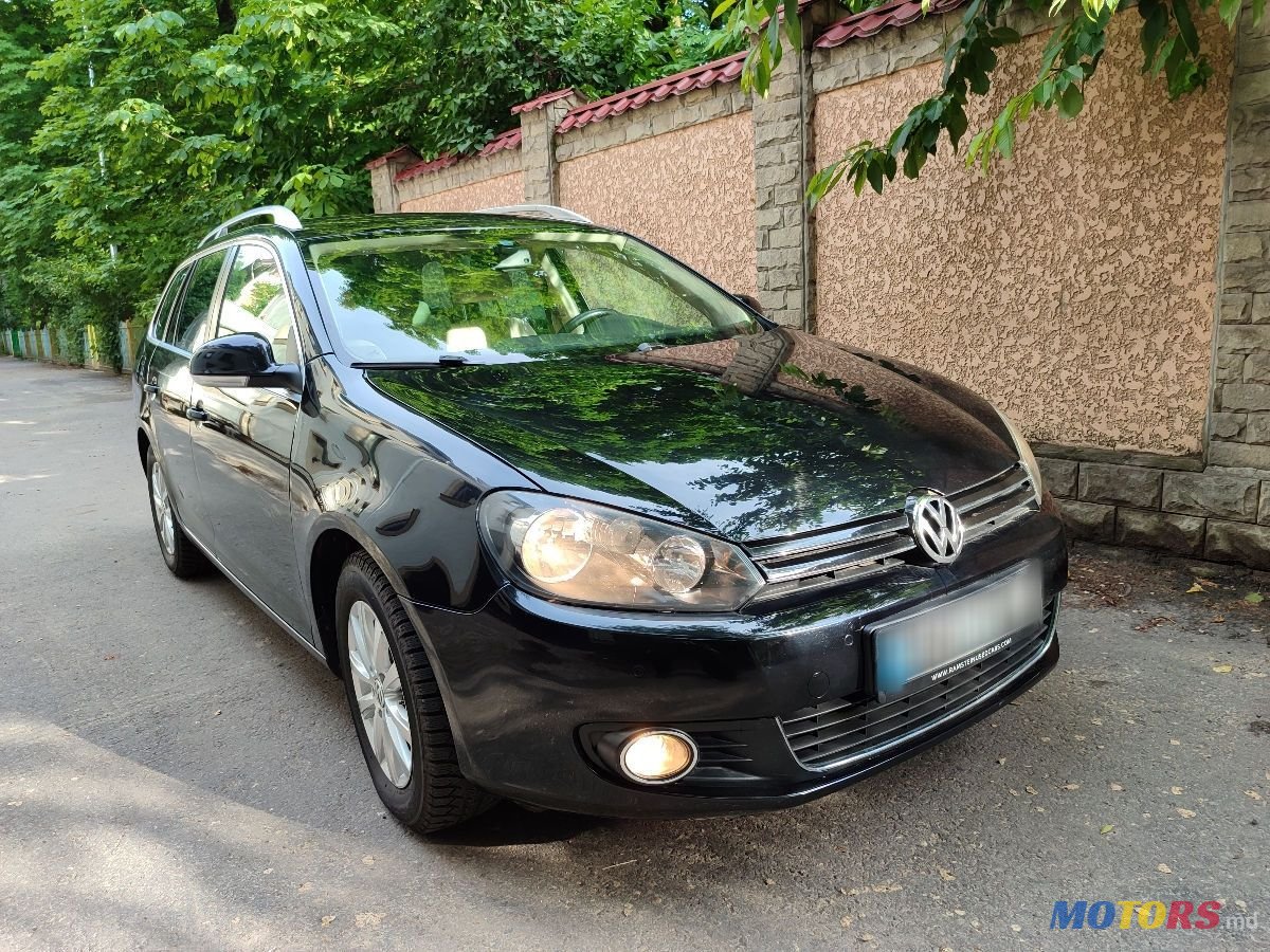 2012' Volkswagen Golf photo #1