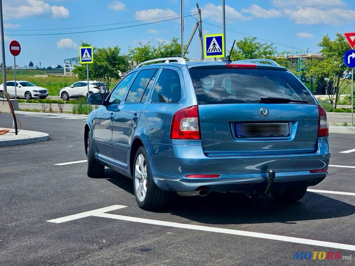 2011' Skoda Octavia photo #3