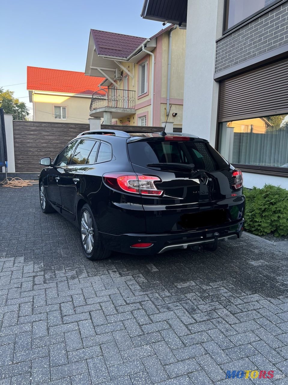 2012' Renault Megane photo #3