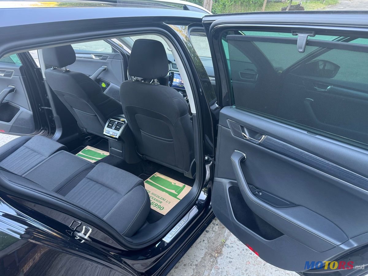 2020' Skoda Superb photo #5
