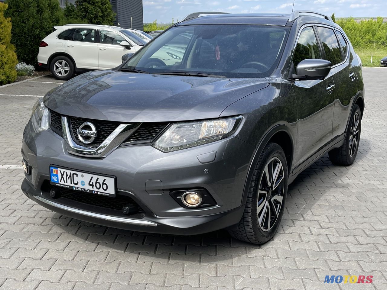 2015' Nissan X-Trail photo #1
