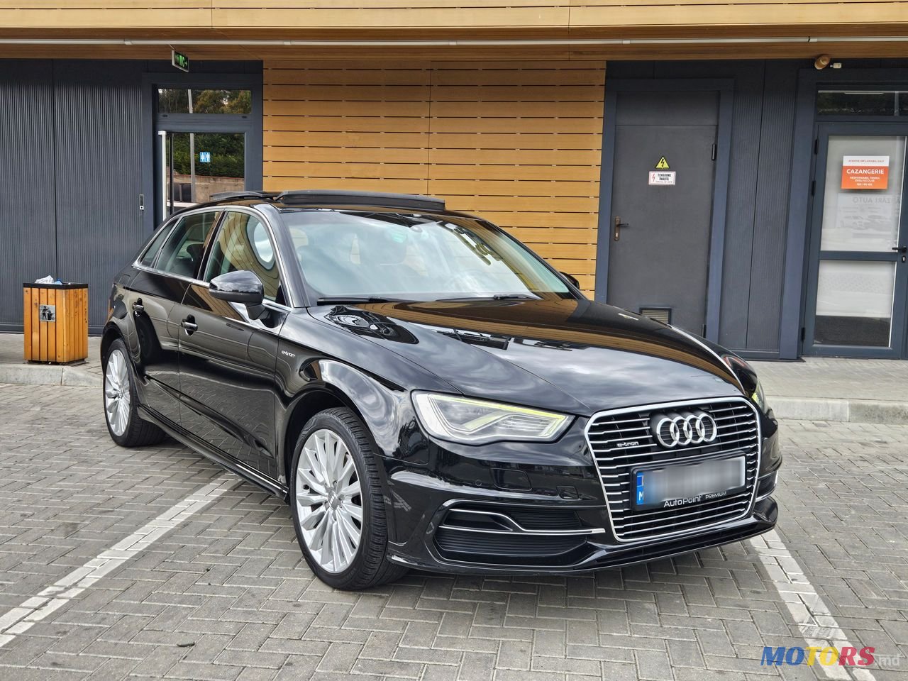 2015' Audi A3 E-Tron photo #1