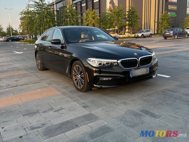 2017' BMW 5 Series photo #1