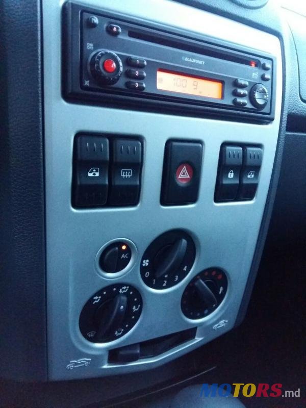 2007' Dacia Logan photo #5