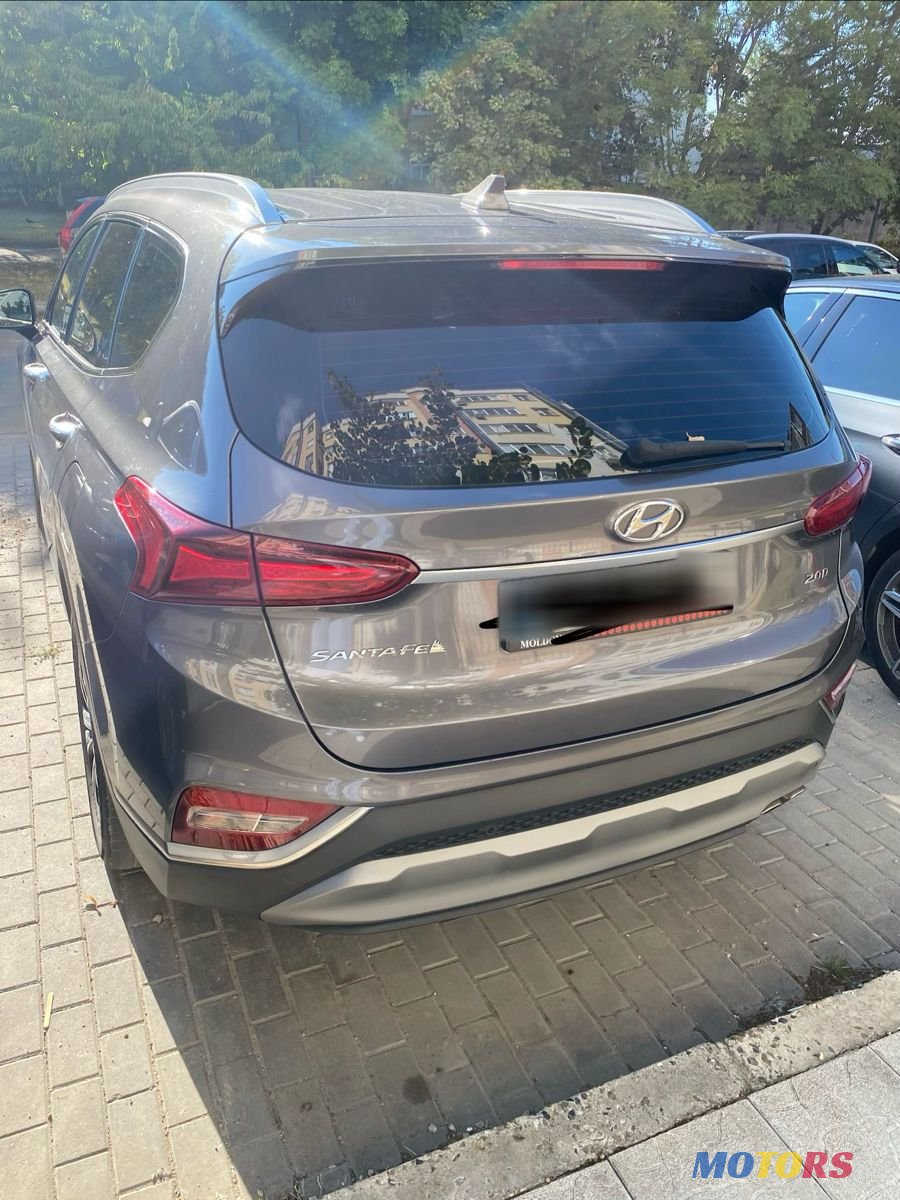 2018' Hyundai Santa Fe photo #6