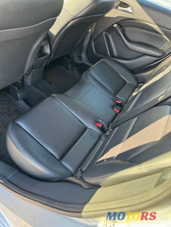 2014' Mercedes-Benz B-Class photo #4