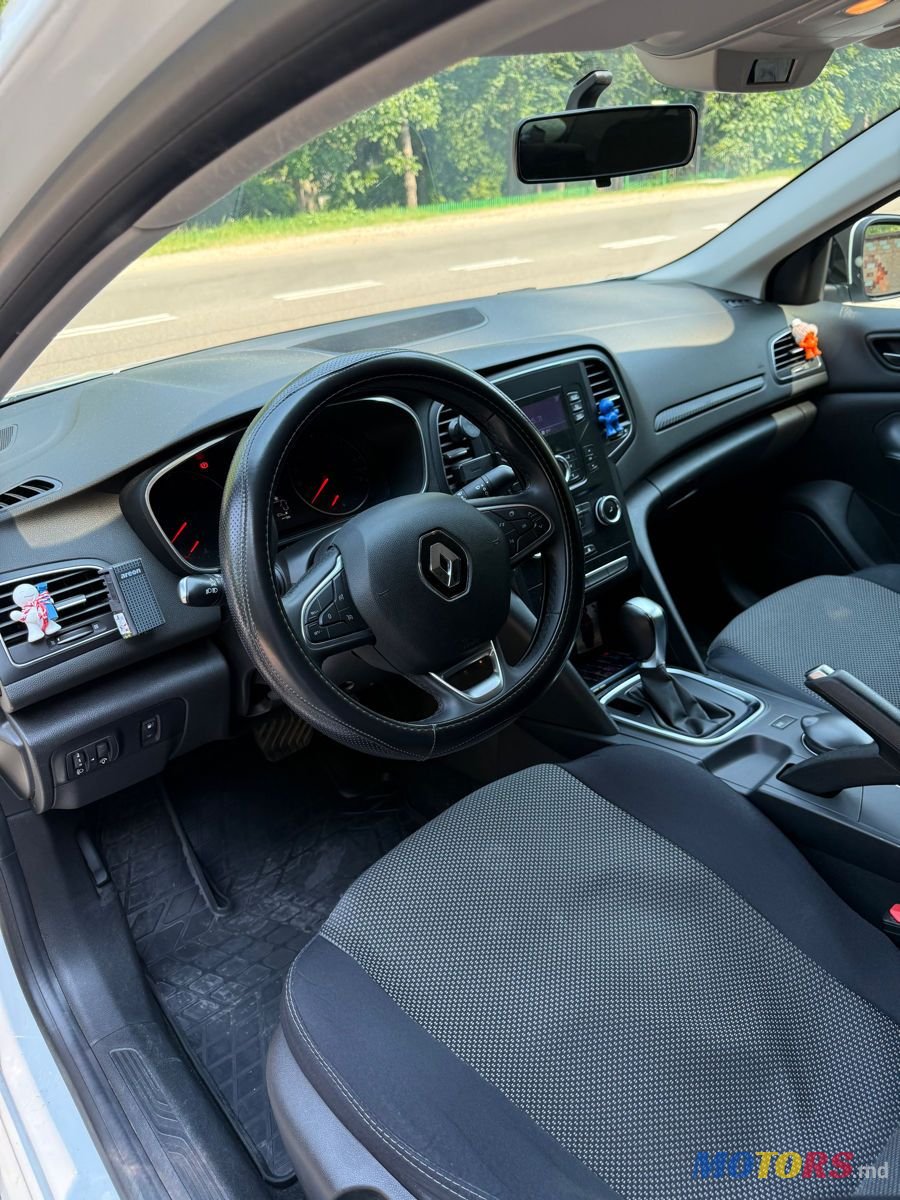 2022' Renault Megane photo #5