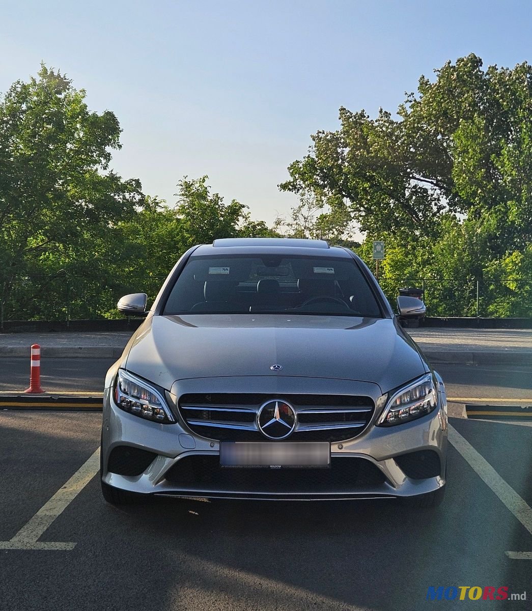 2019' Mercedes-Benz C-Class photo #2