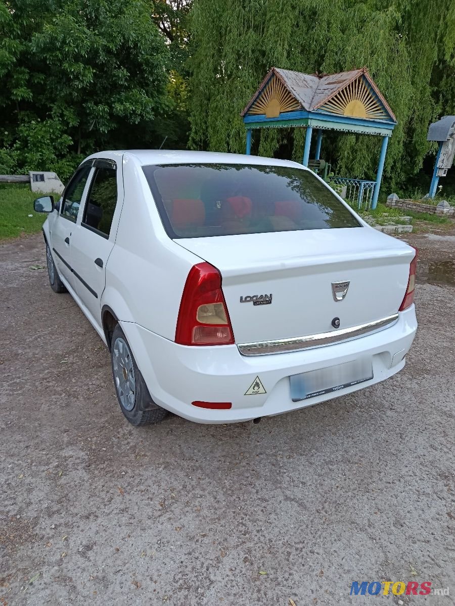 2011' Dacia Logan photo #6