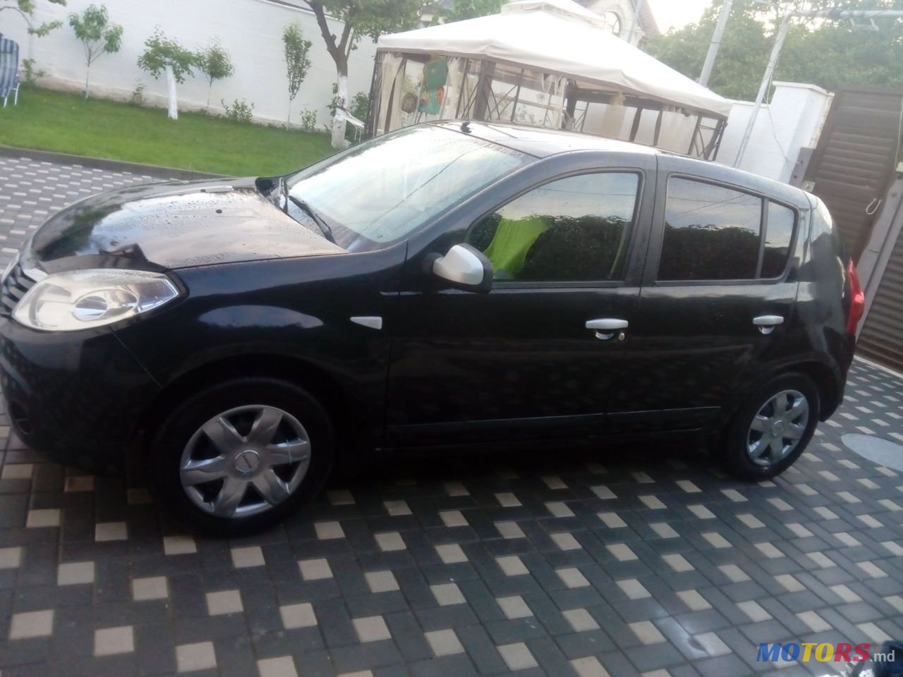 2010' Dacia Sandero photo #4