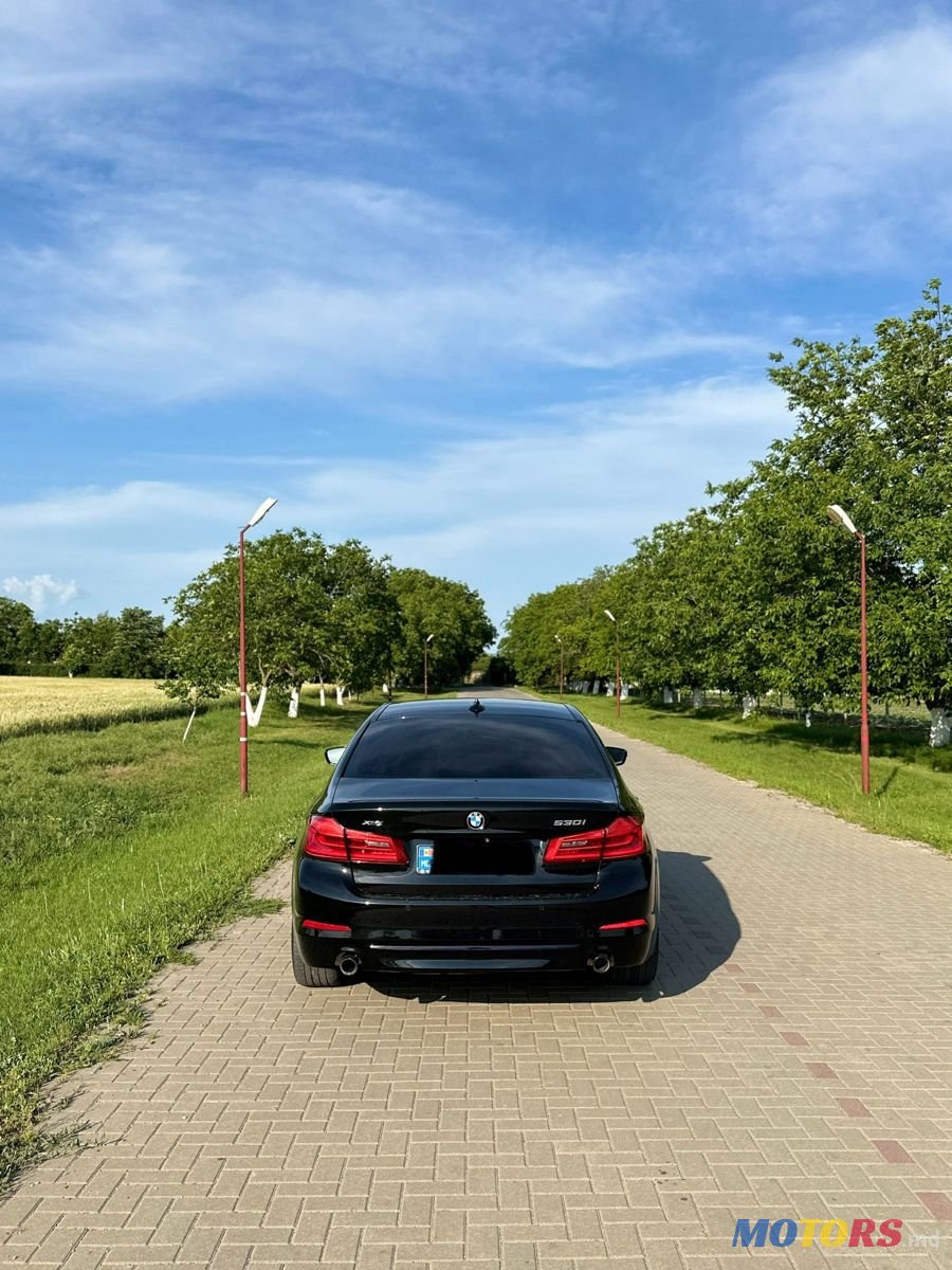 2018' BMW 5 Series photo #5