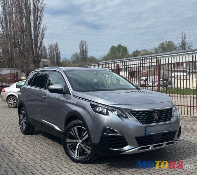 2019' Peugeot 5008 photo #1