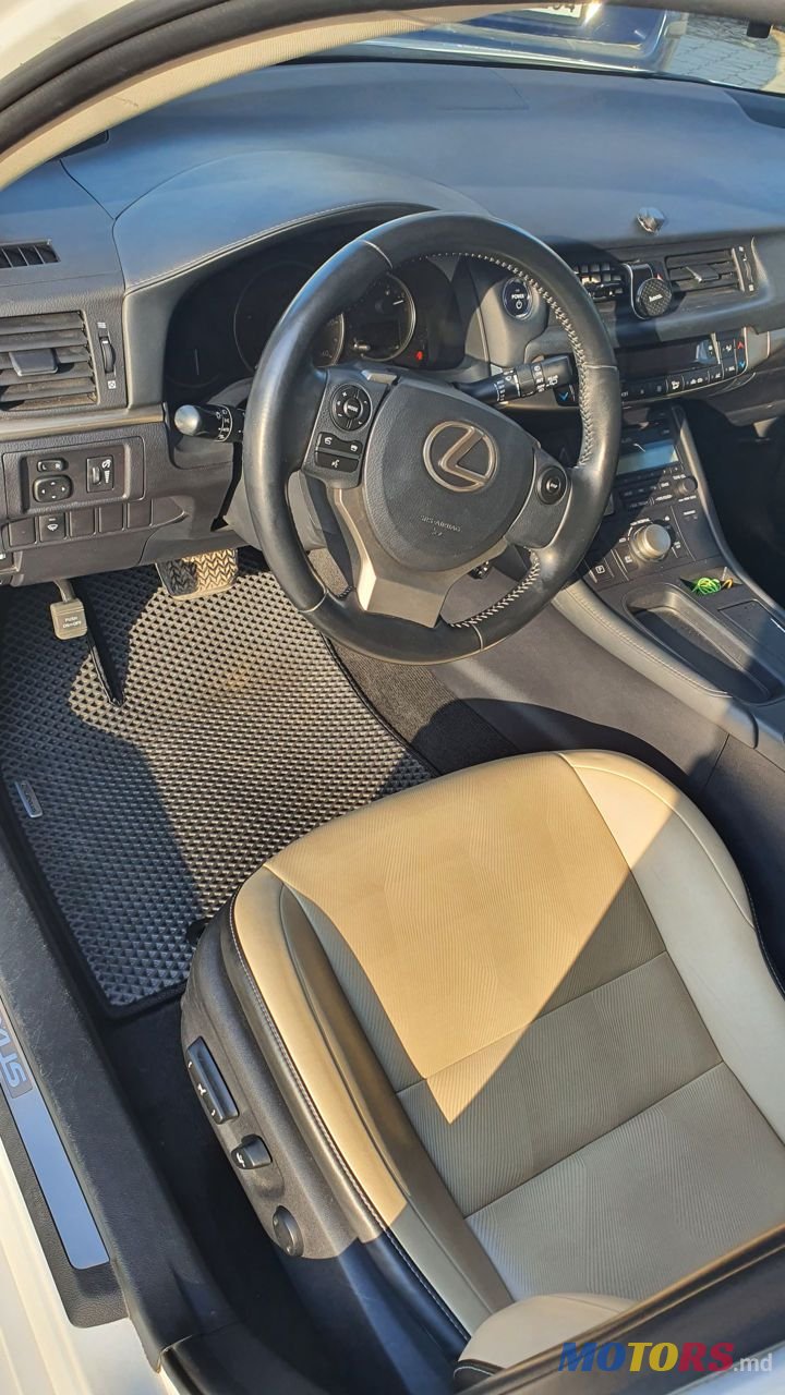 2014' Lexus Ct Series photo #3