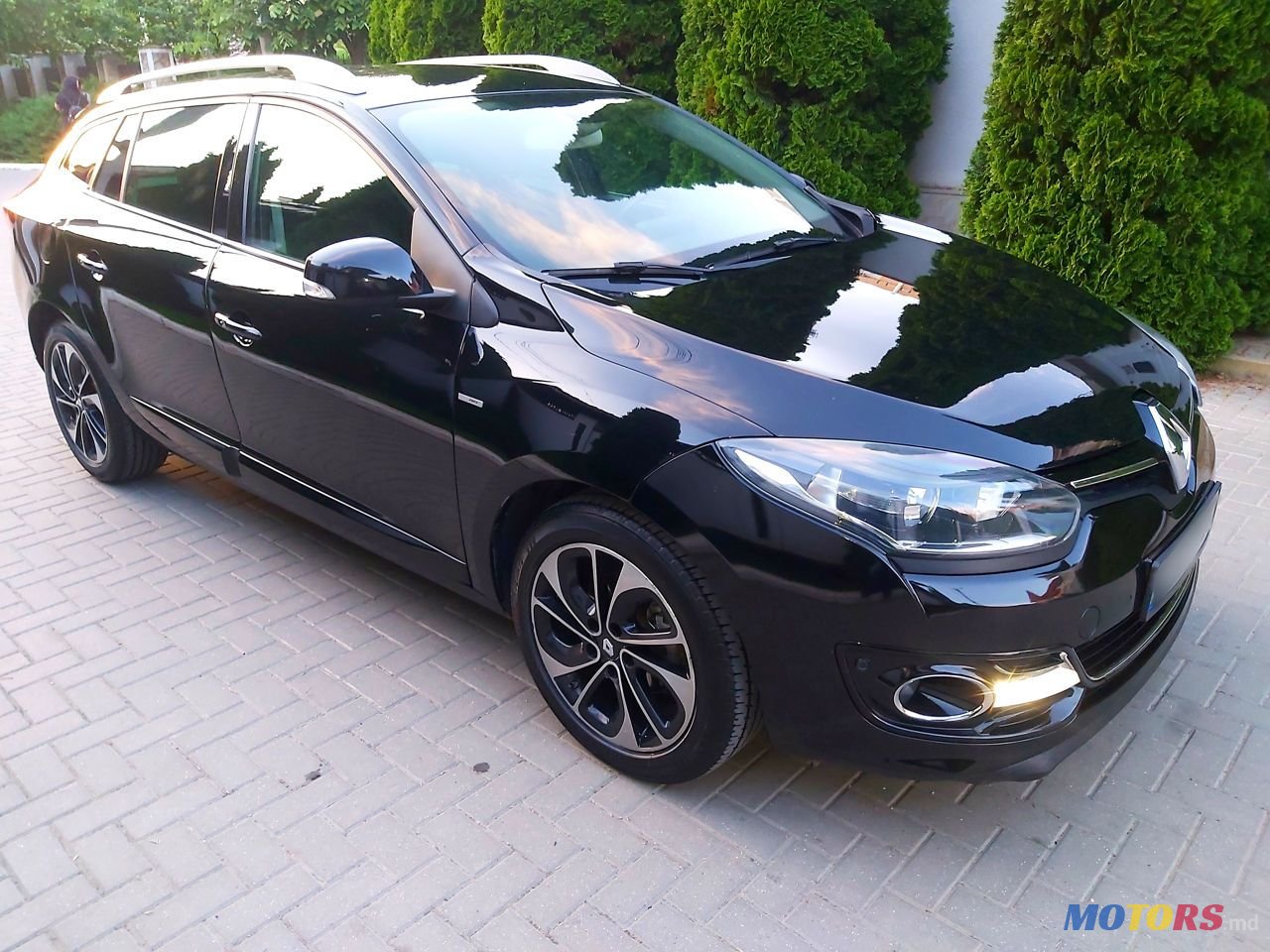 2015' Renault Megane photo #2