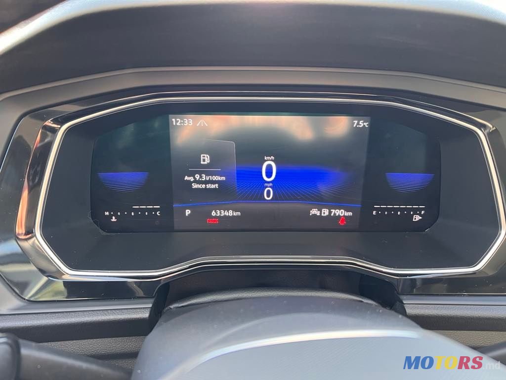 2022' Volkswagen Jetta photo #5