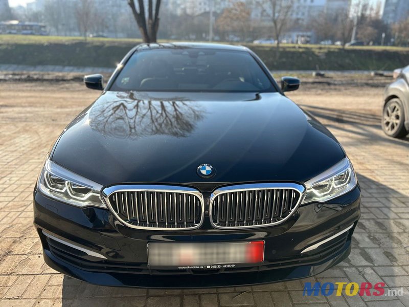 2019' BMW 5 Series photo #1