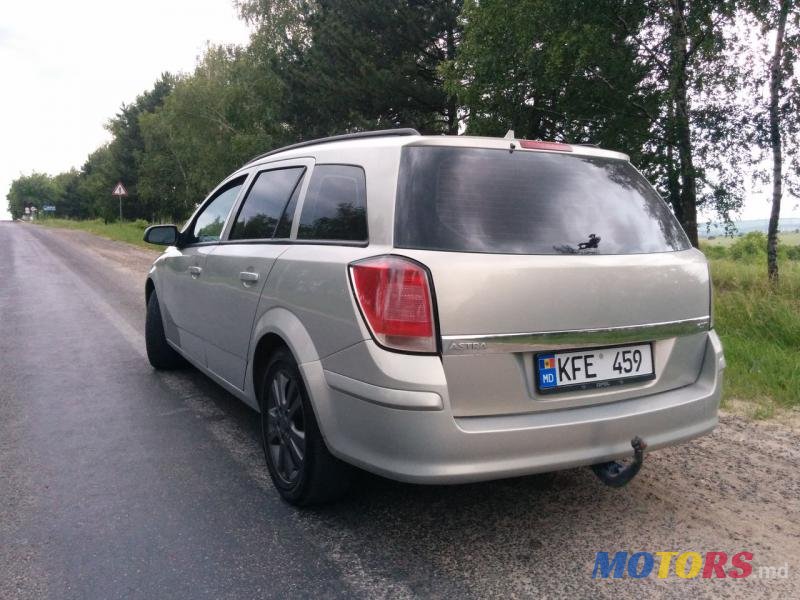 2005' Opel Astra photo #6