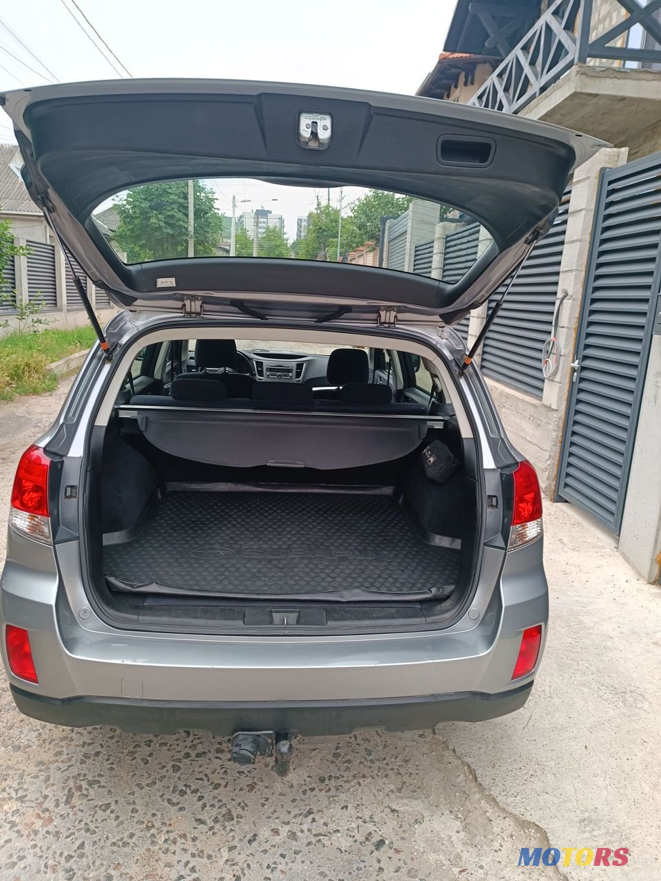 2009' Subaru Outback photo #3