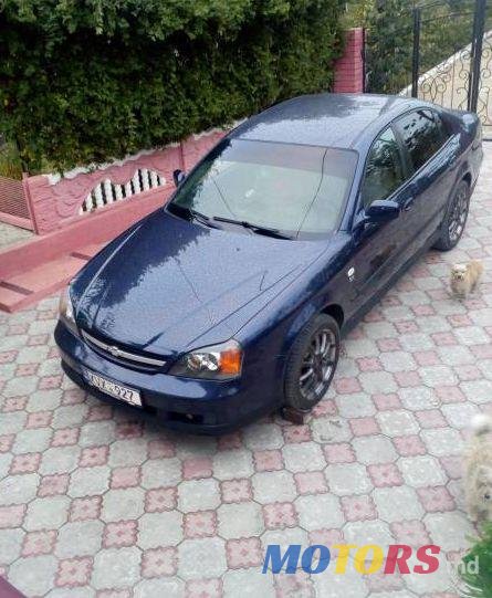 2006' Chevrolet Evanda photo #1