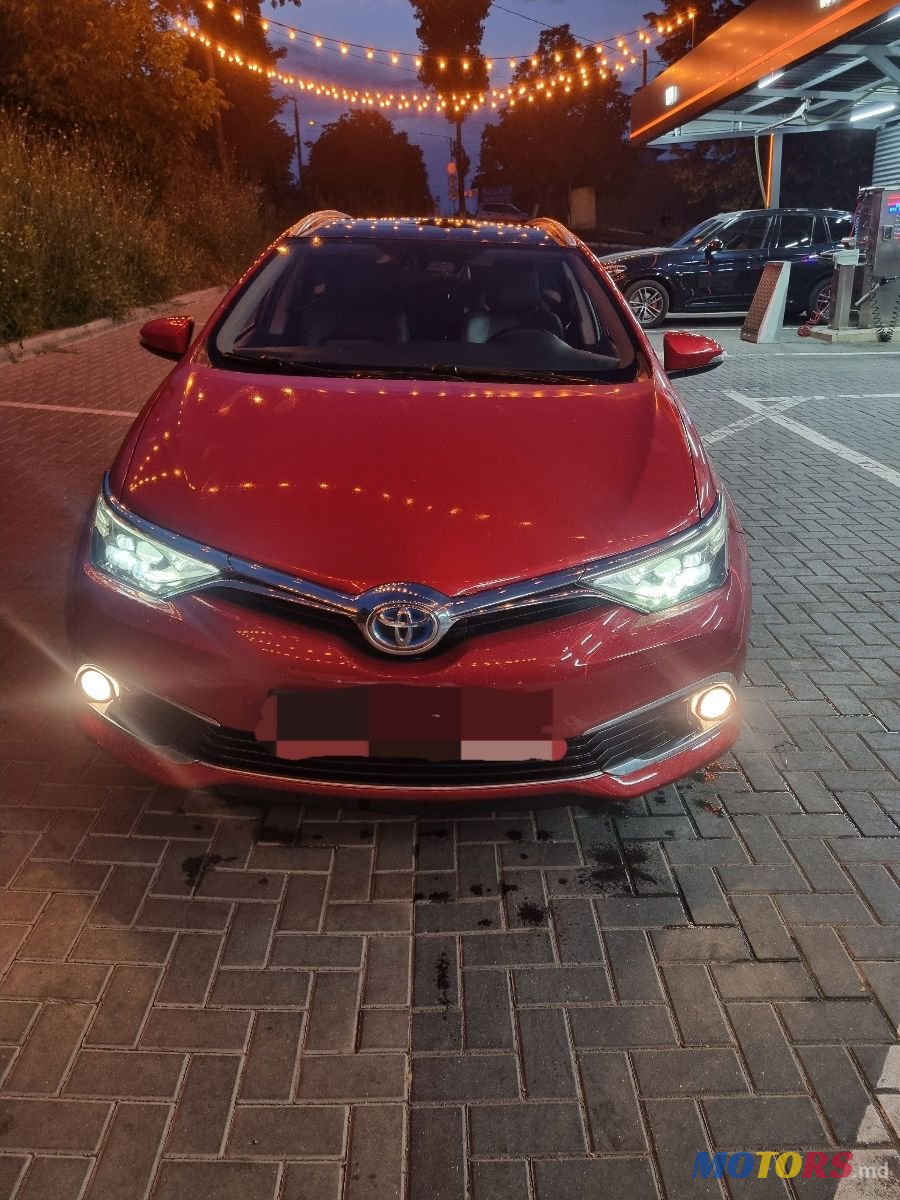2016' Toyota Auris photo #1