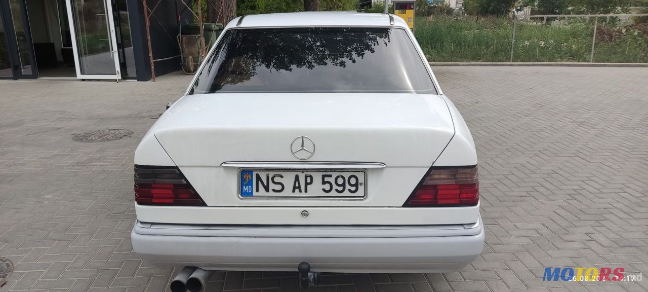 1992' Mercedes-Benz W124 photo #4