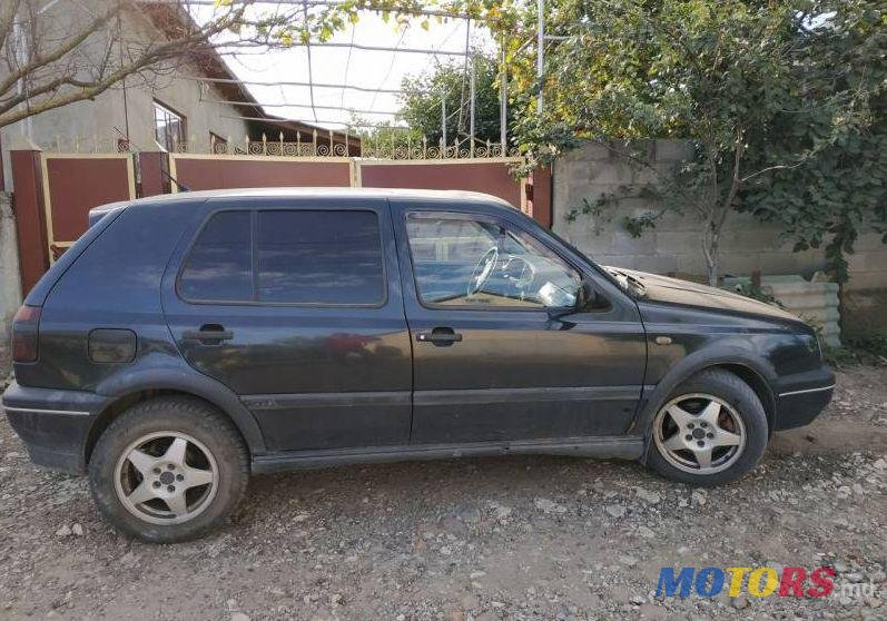 1995' Volkswagen Golf photo #1