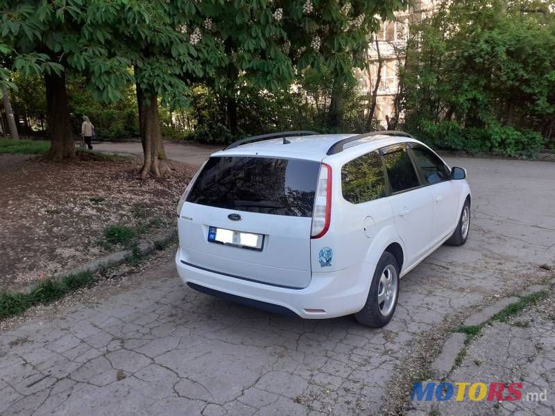 2009' Ford Focus photo #6