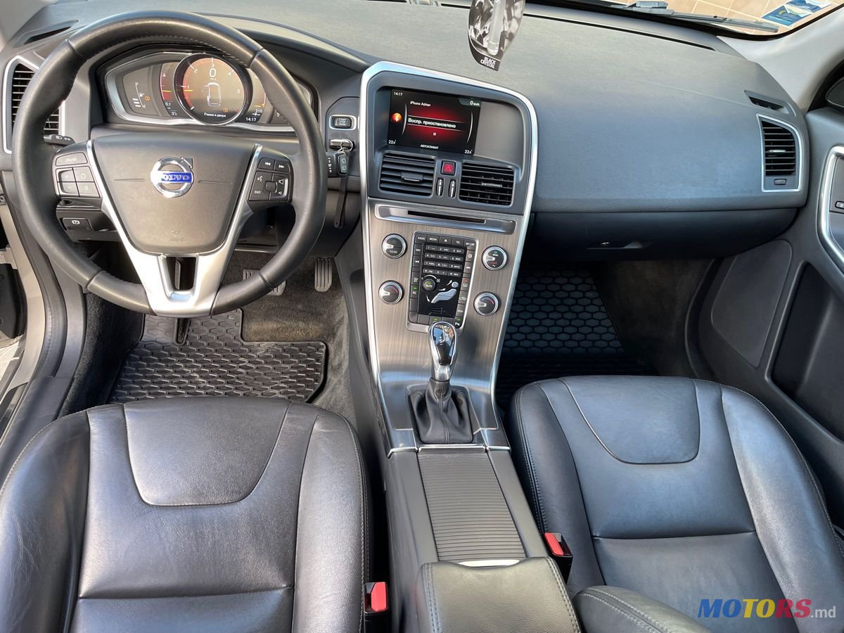2016' Volvo XC60 photo #6