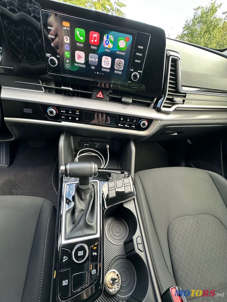 2023' Kia Sportage photo #2