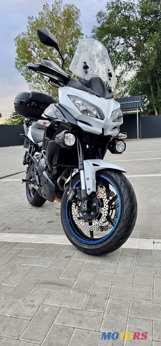 2019' Kawasaki Versys 650 photo #1