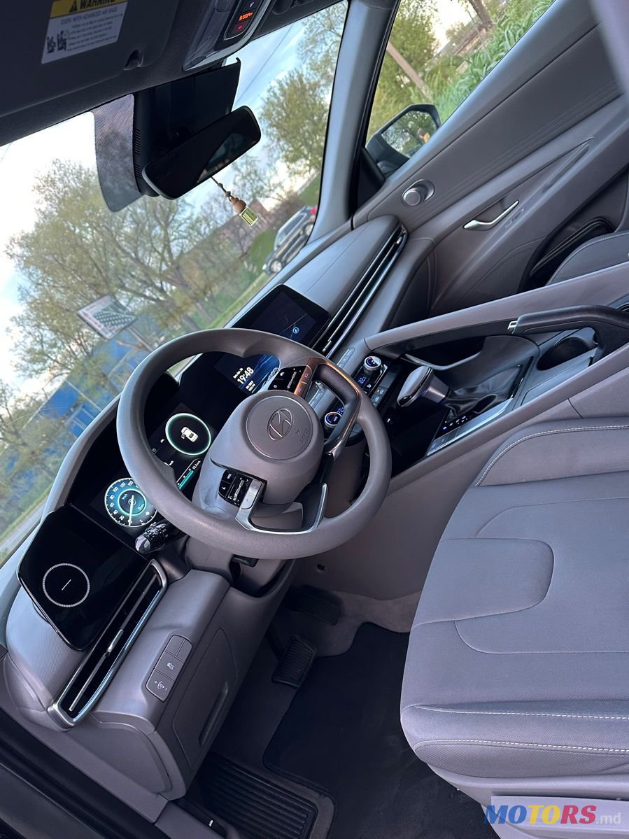 2024' Hyundai Elantra photo #6