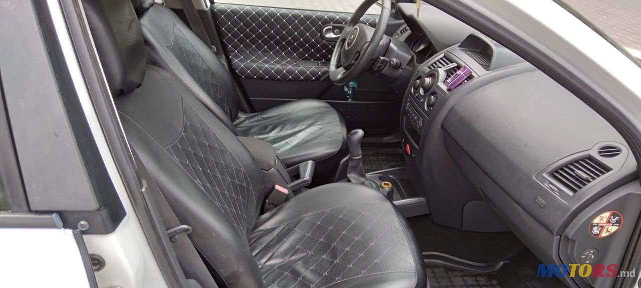 2006' Renault Megane photo #6