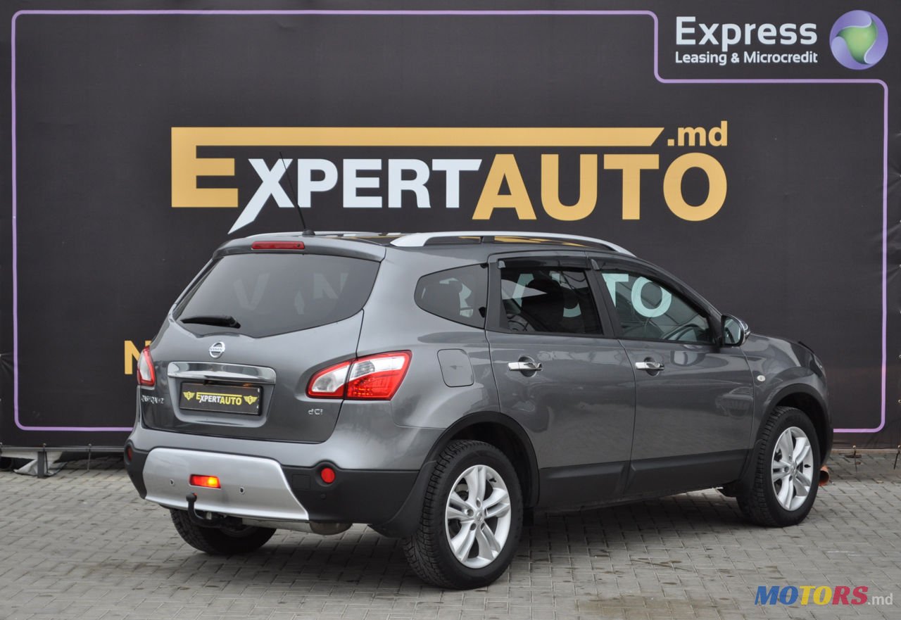 2012' Nissan Qashqai+2 photo #6