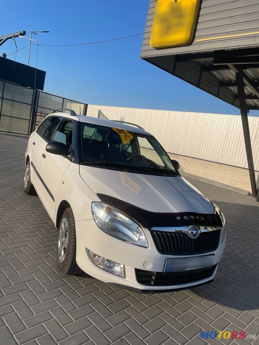 2014' Skoda Fabia photo #1