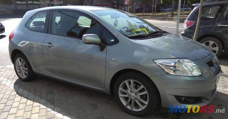 2009' Toyota Auris photo #1
