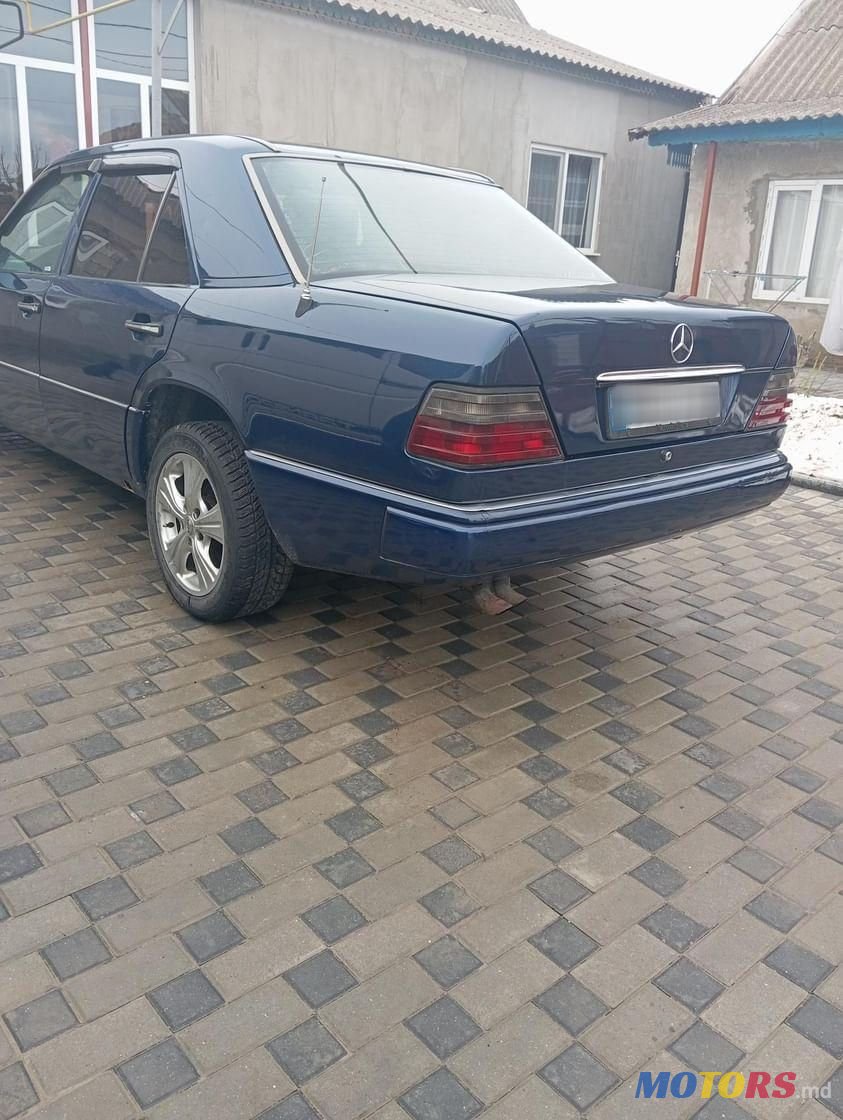 1990' Mercedes-Benz W124 photo #4