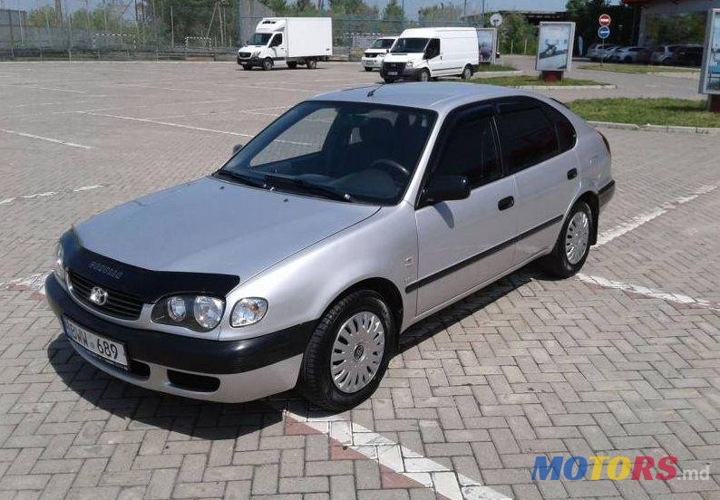 2001' Toyota Corolla photo #1