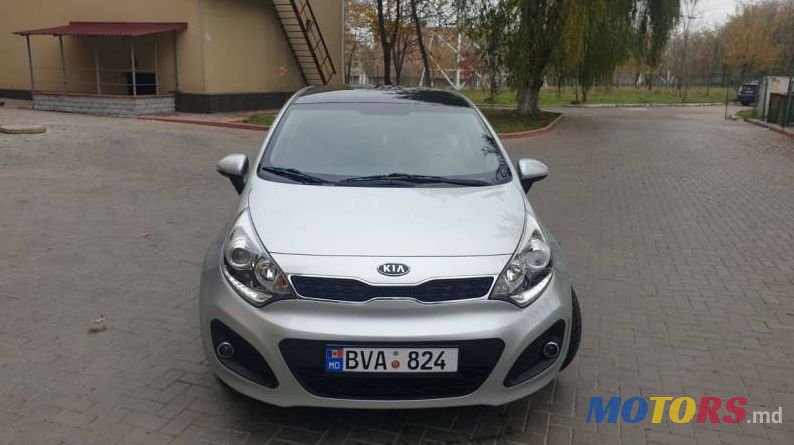 2011' Kia Rio photo #4
