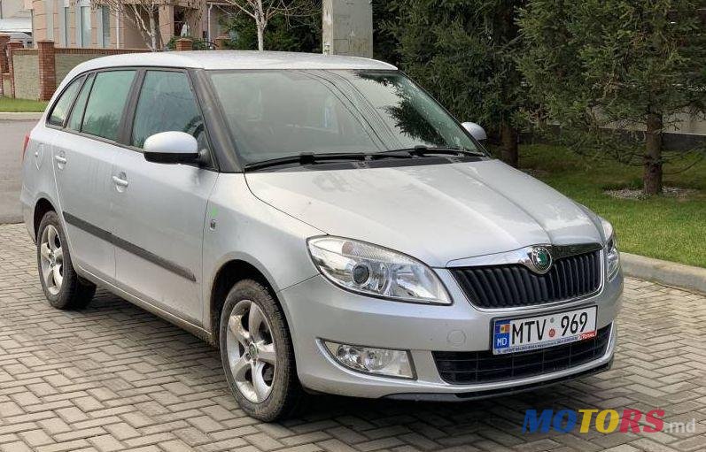 2012' Skoda Fabia photo #1