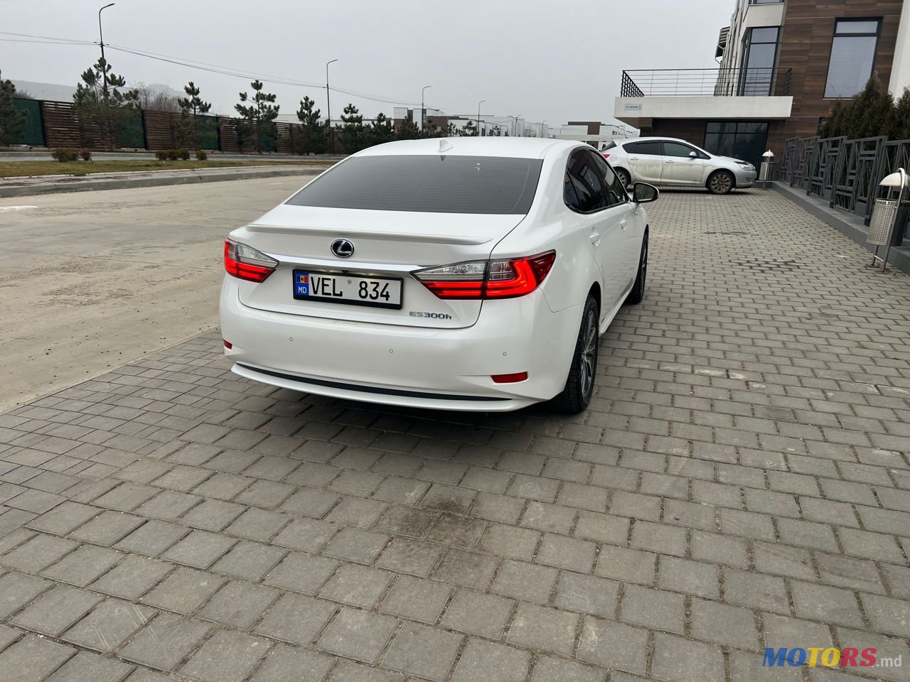 2016' Lexus Es Series photo #5