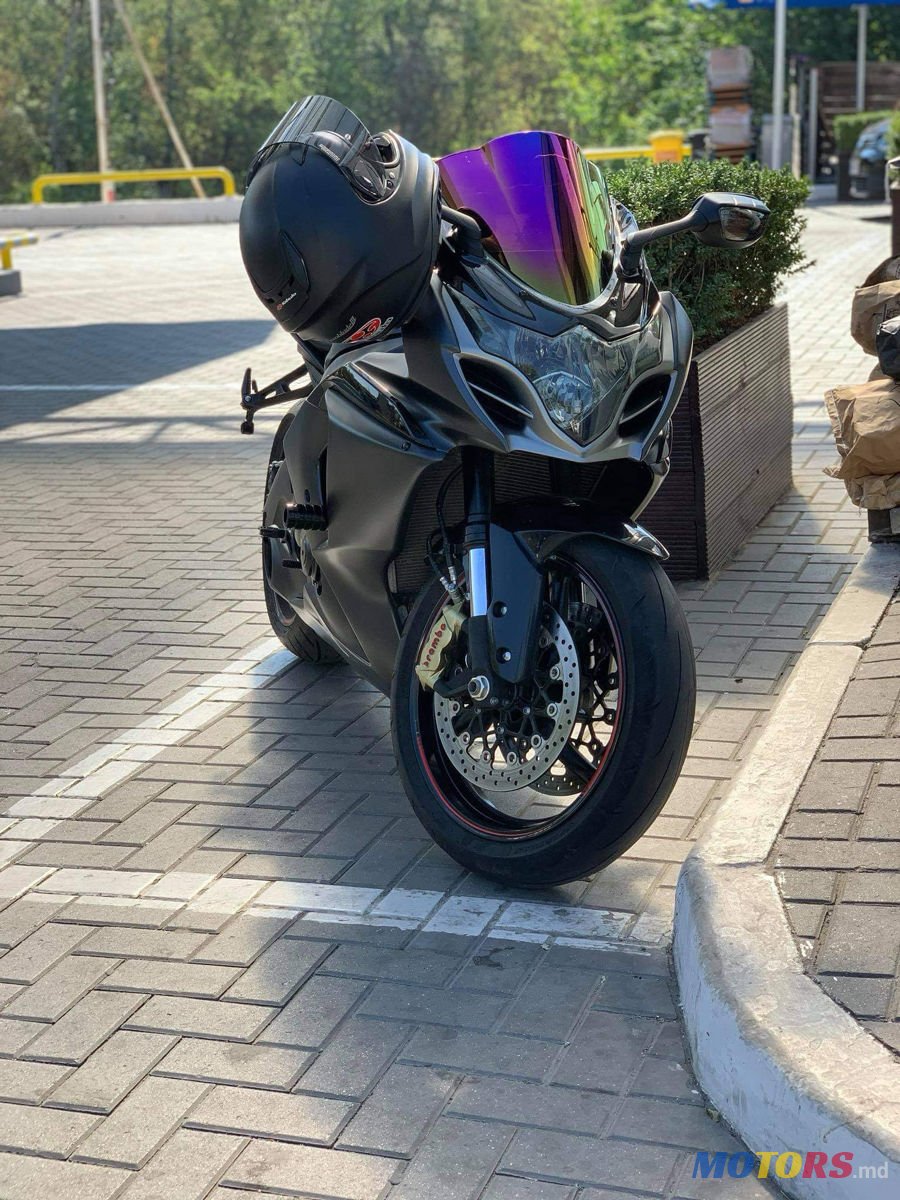 2012' Suzuki GSX-R photo #1