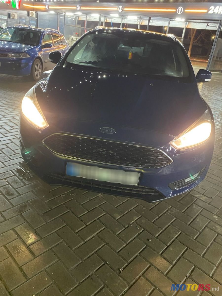 2015' Ford Focus photo #5