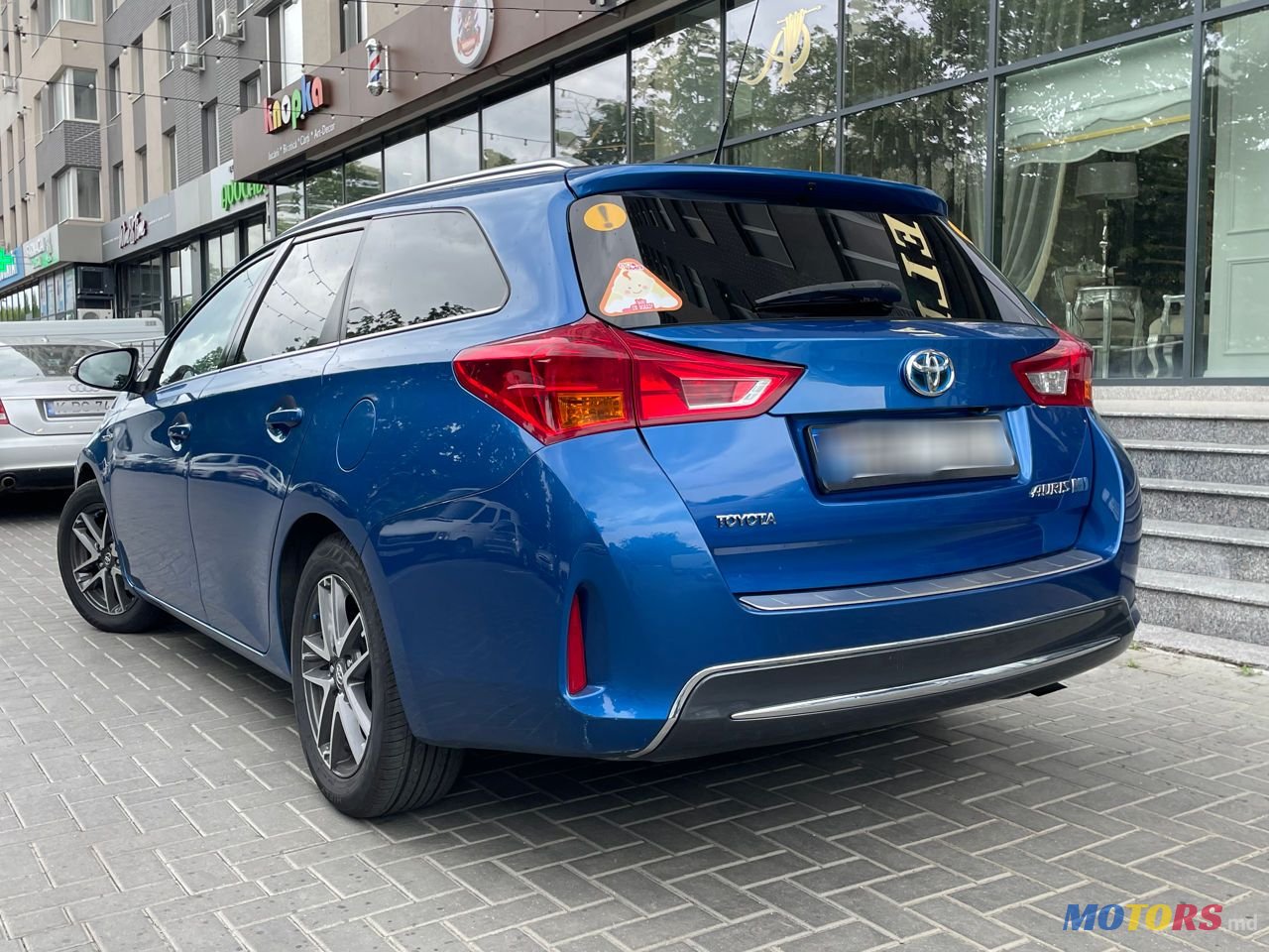 2014' Toyota Auris photo #3