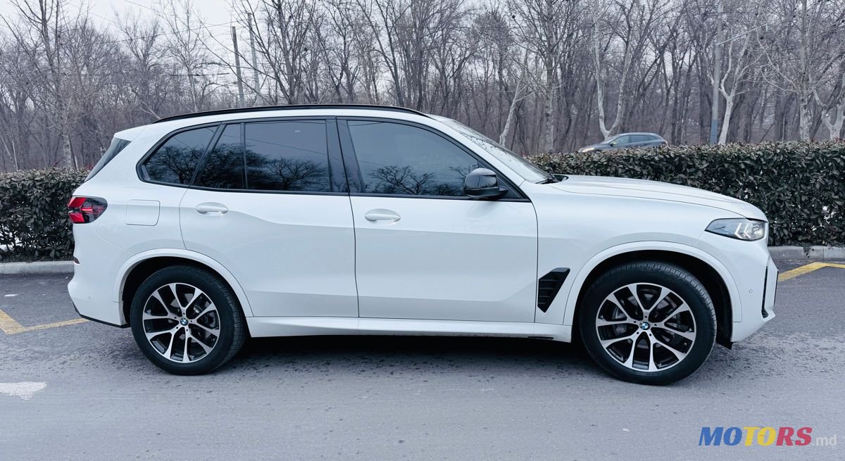 2024' BMW X5 photo #6