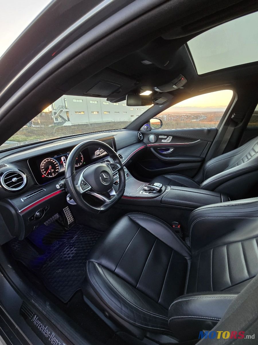 2018' Mercedes-Benz E-Class photo #5