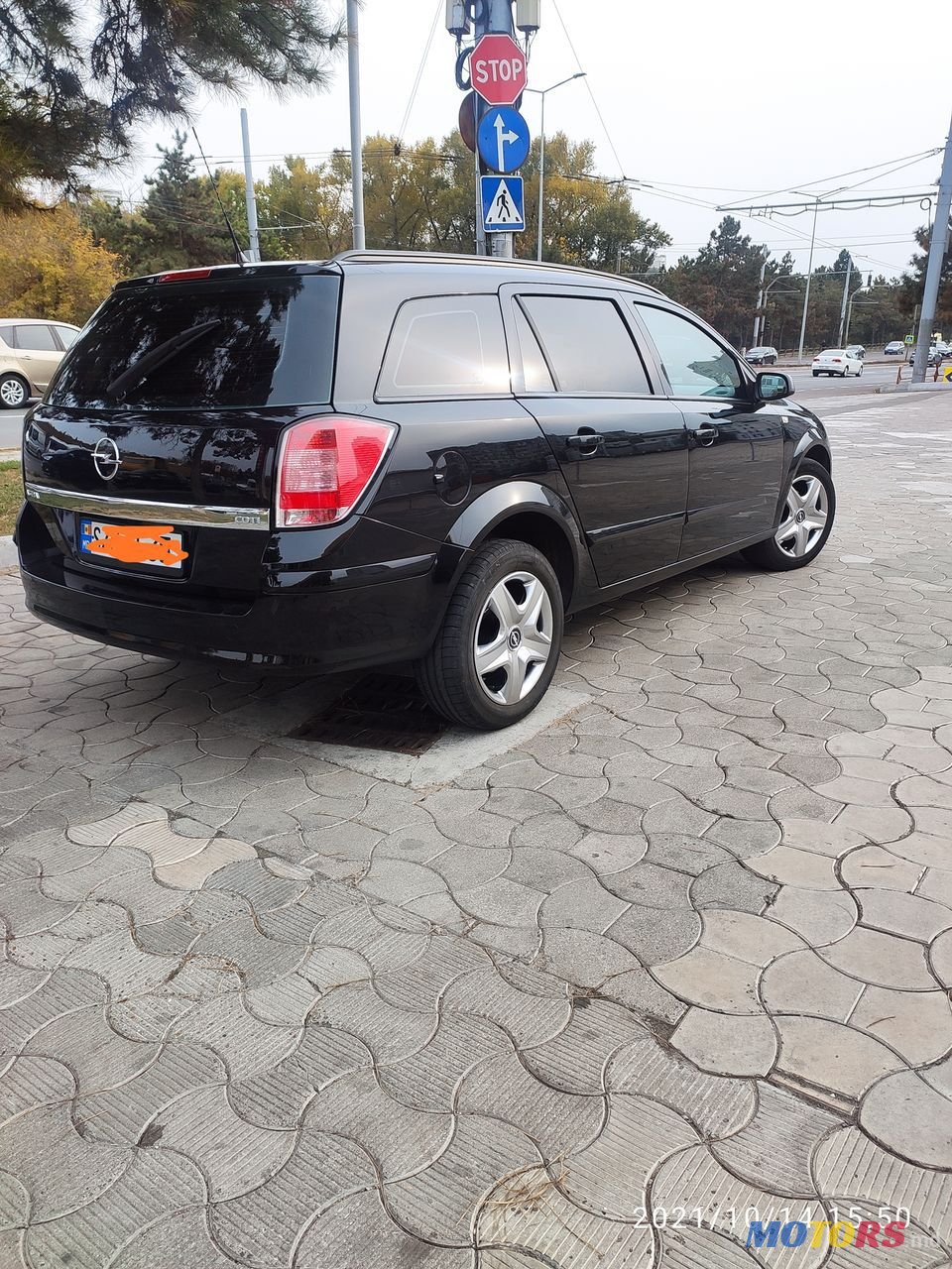 2009' Opel Astra photo #2