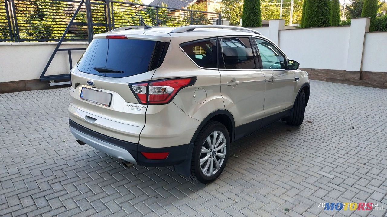 2017' Ford Escape photo #3