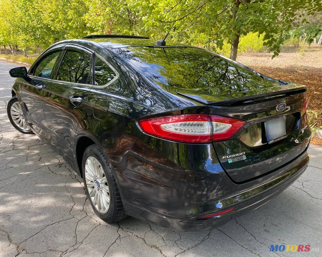 2013' Ford Fusion photo #6