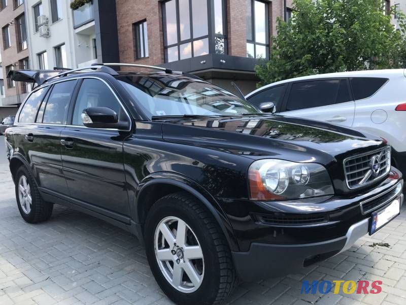 2011' Volvo XC90 photo #1