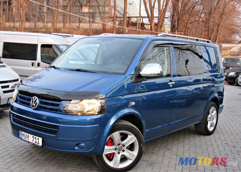 2012' Volkswagen Transporter photo #1
